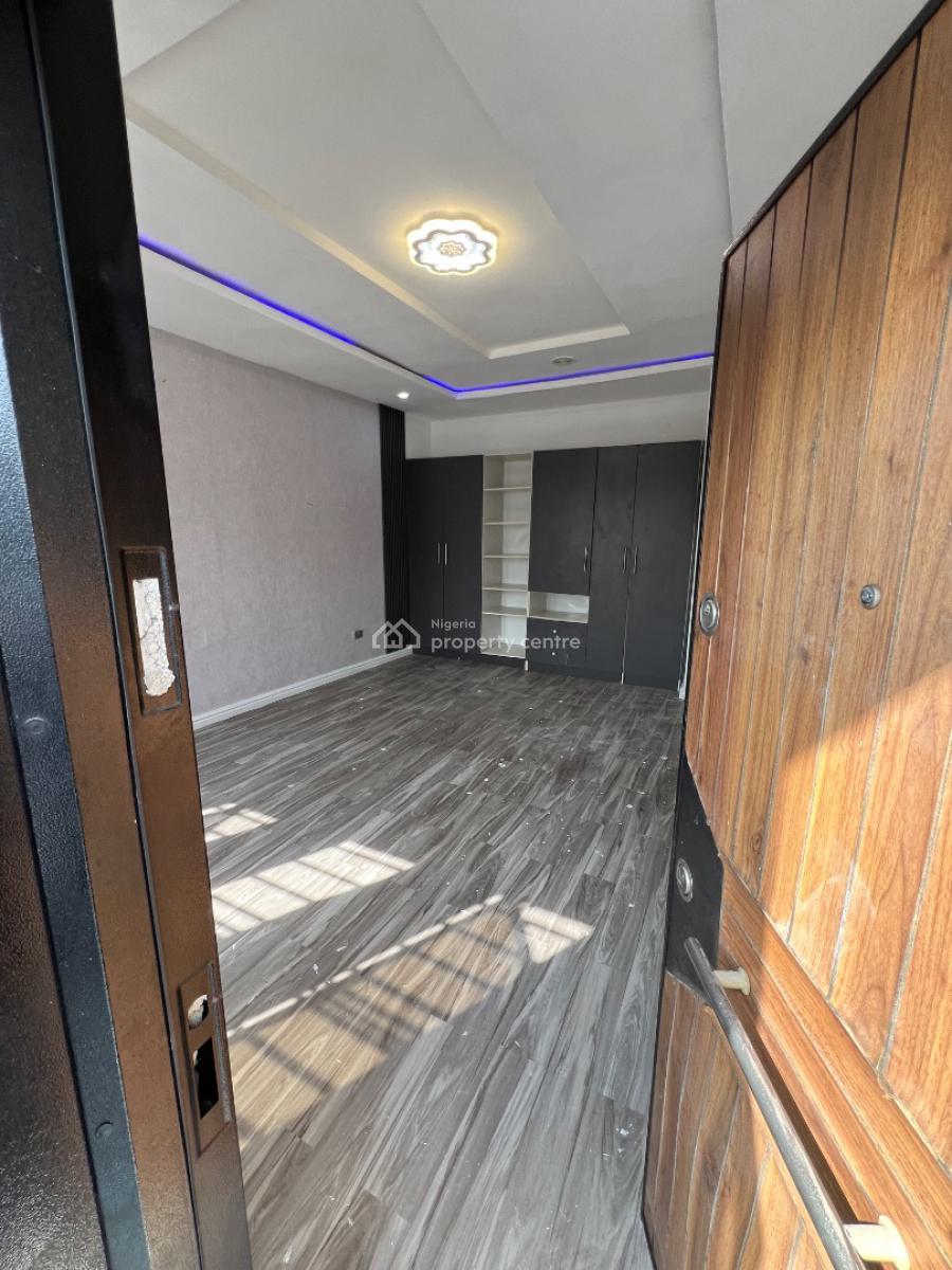 Super-clean Room and Parlour in Osapa London Estate, Osapa London Estate, Osapa, Lekki, Lagos, Mini Flat (room and Parlour) for Rent