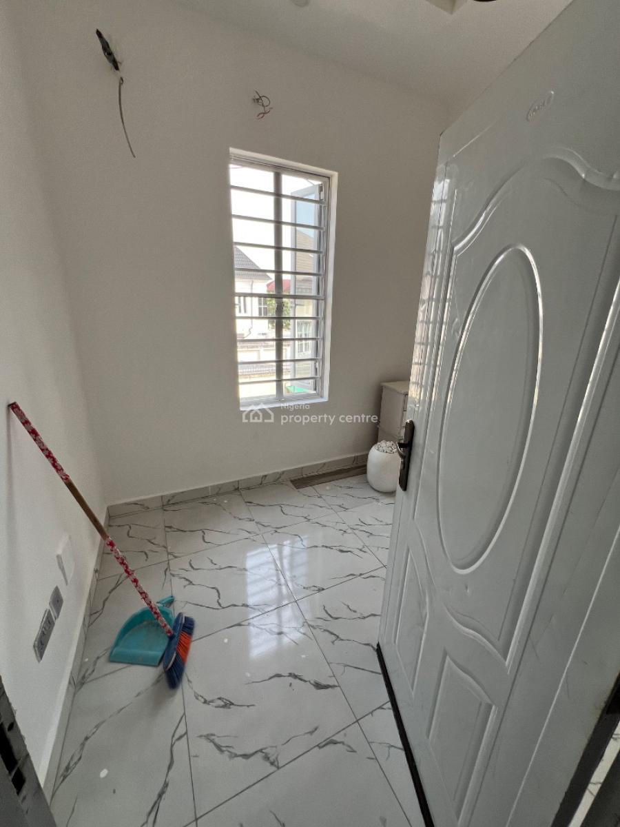 Super-clean Room and Parlour in Osapa London Estate, Osapa London Estate, Osapa, Lekki, Lagos, Mini Flat (room and Parlour) for Rent