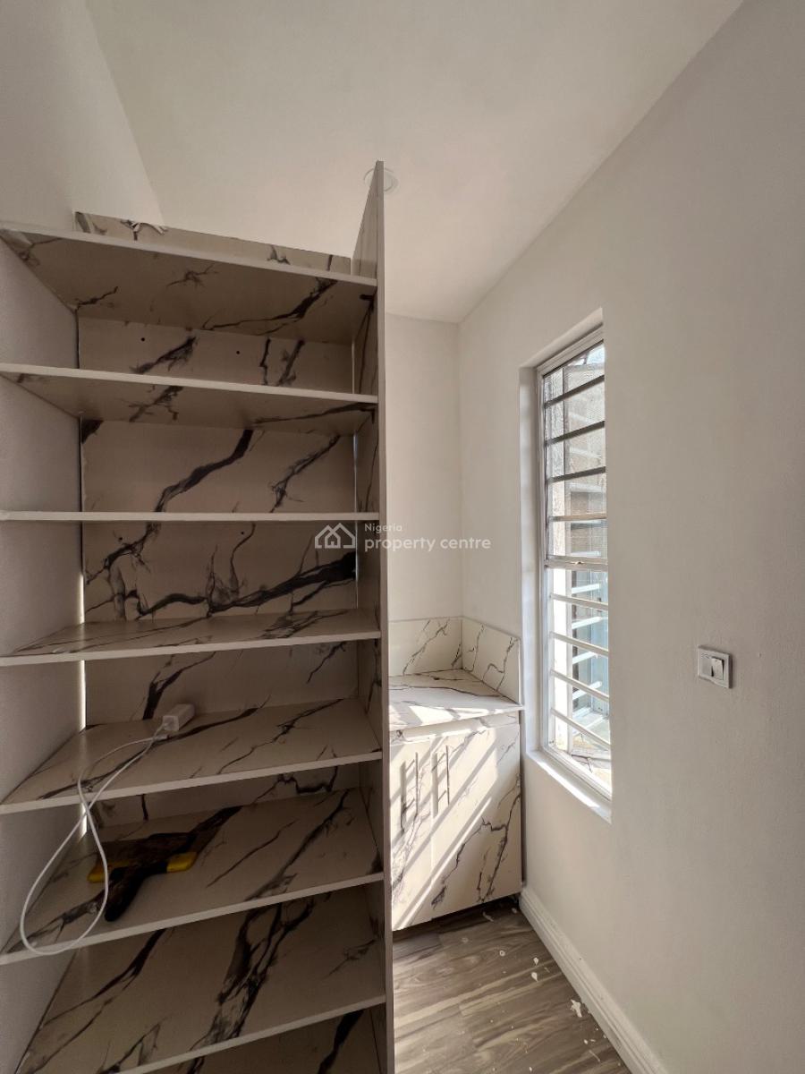 Super-clean Room and Parlour in Osapa London Estate, Osapa London Estate, Osapa, Lekki, Lagos, Mini Flat (room and Parlour) for Rent