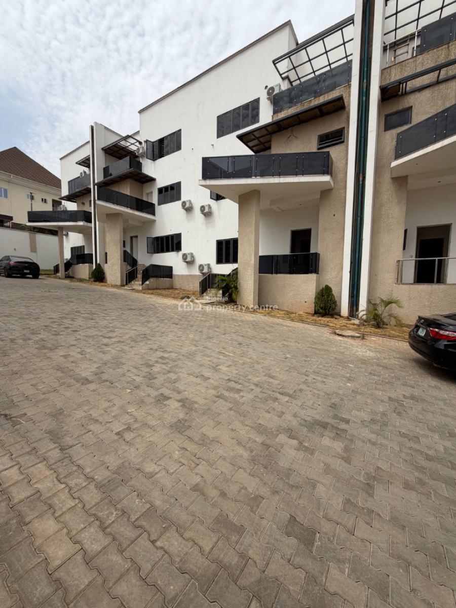 Massive 4 Bedroom Terrace + Bq, Asokoro District, Abuja, Terraced Duplex for Rent