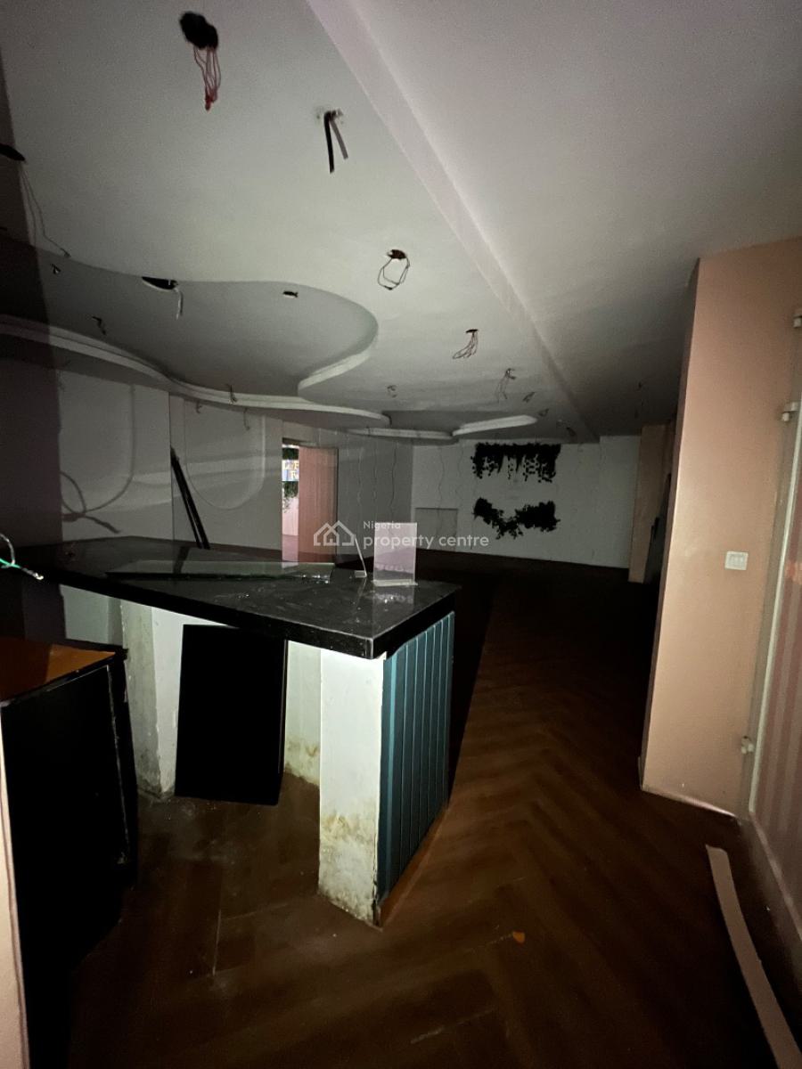 158 Square-meter Shop/commercial Space in The Biggest Mall, Lekki Phase 1, Lekki, Lagos, Commercial Property for Rent
