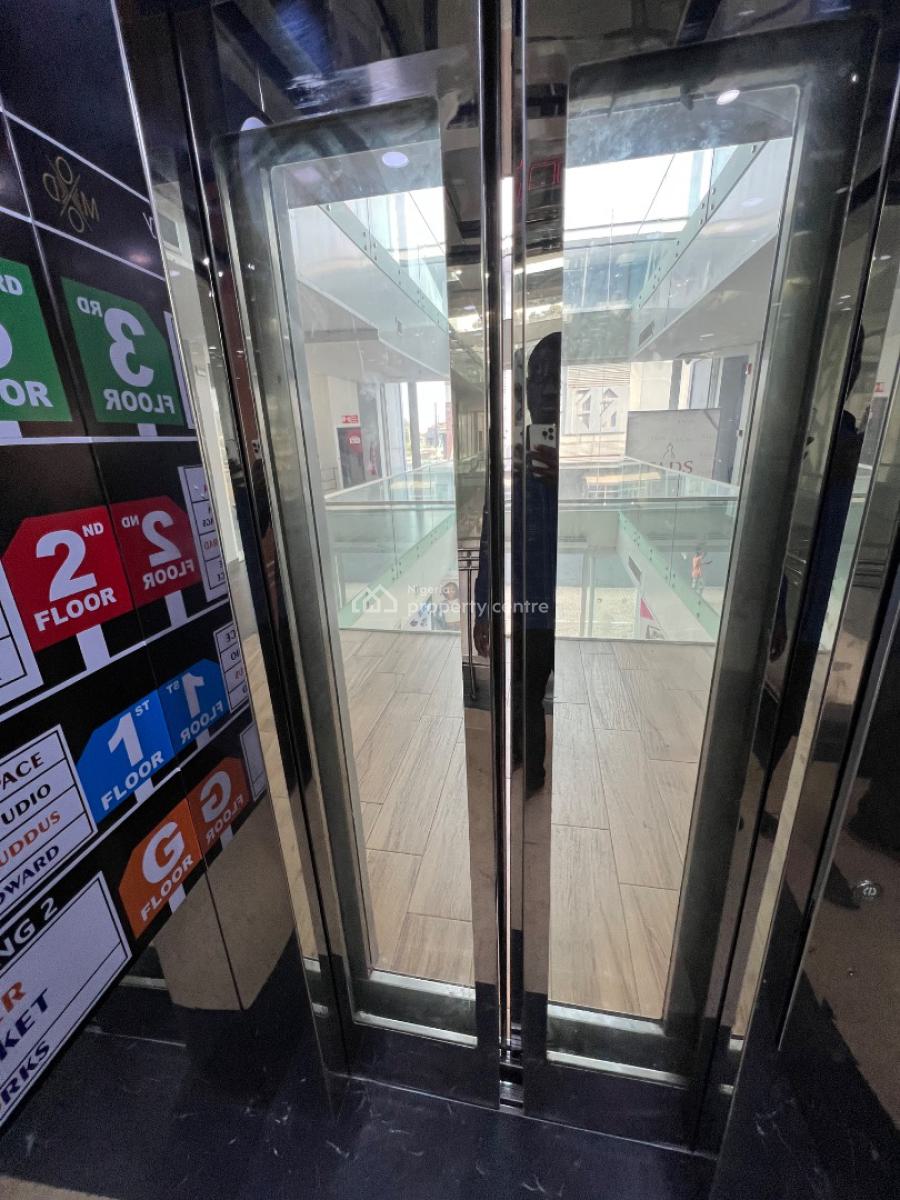 158 Square-meter Shop/commercial Space in The Biggest Mall, Lekki Phase 1, Lekki, Lagos, Commercial Property for Rent