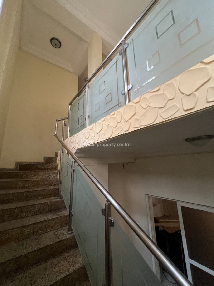 Strategically Located 5-bedroom Fully-detached House with Bq, Lekki Phase 1, Lekki, Lagos, Detached Duplex for Rent