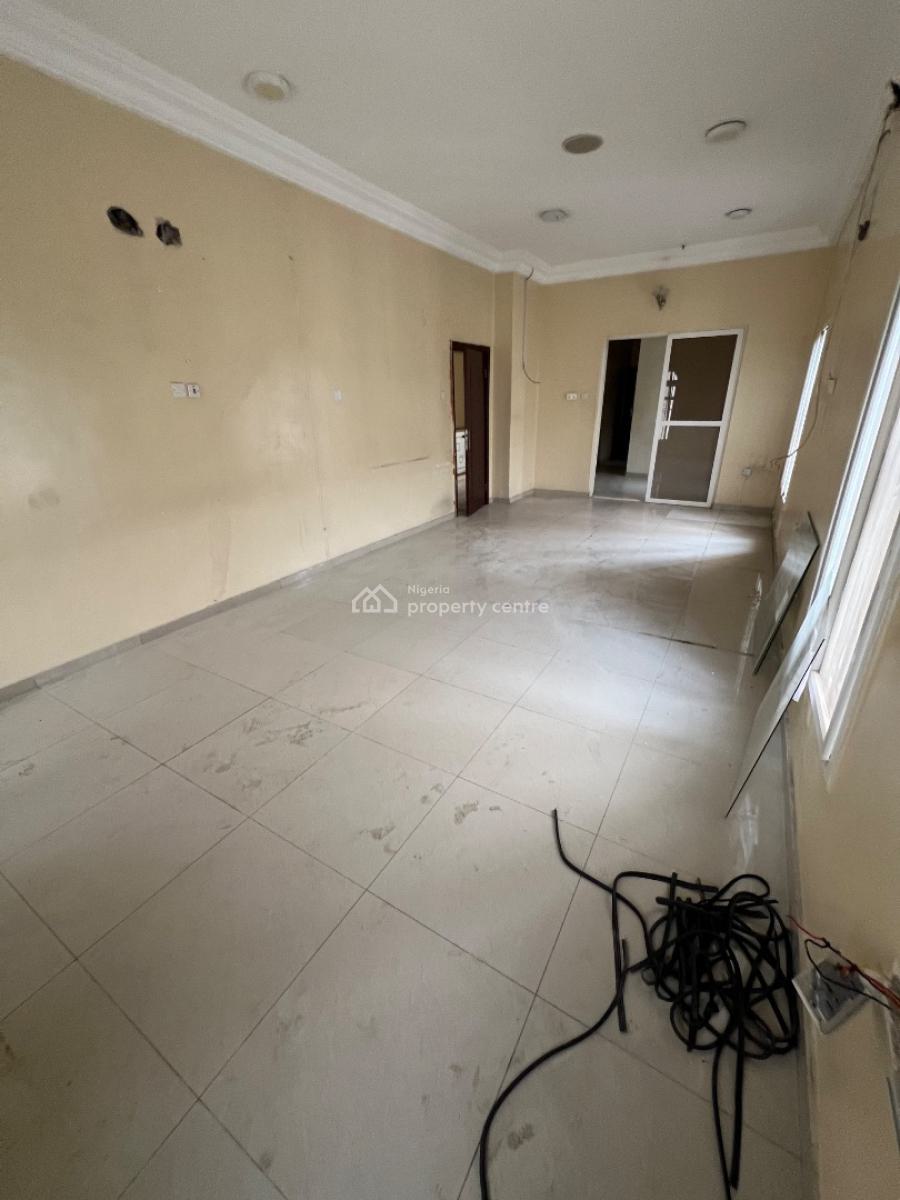 Strategically Located 5-bedroom Fully-detached House with Bq, Lekki Phase 1, Lekki, Lagos, Detached Duplex for Rent
