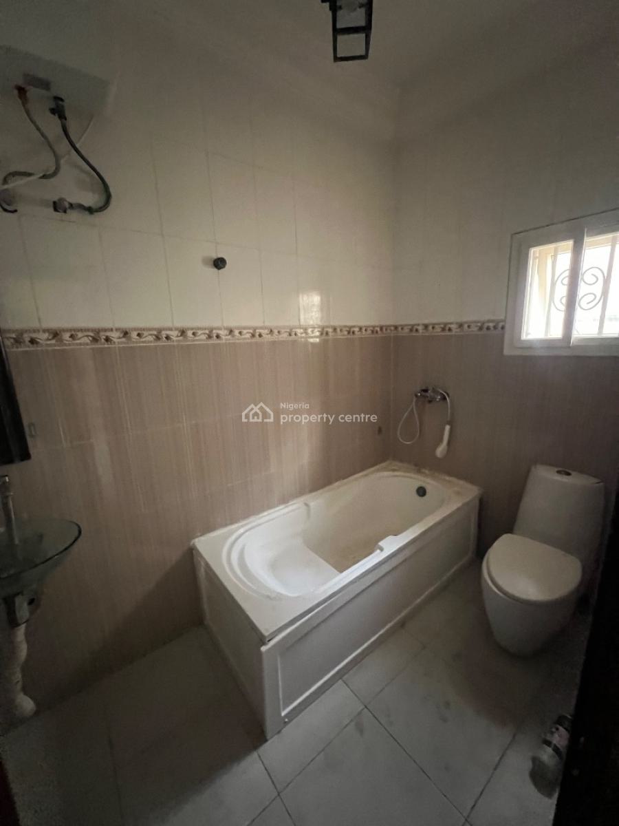 Strategically Located 5-bedroom Fully-detached House with Bq, Lekki Phase 1, Lekki, Lagos, Detached Duplex for Rent