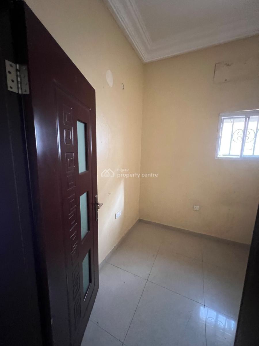 Strategically Located 5-bedroom Fully-detached House with Bq, Lekki Phase 1, Lekki, Lagos, Detached Duplex for Rent