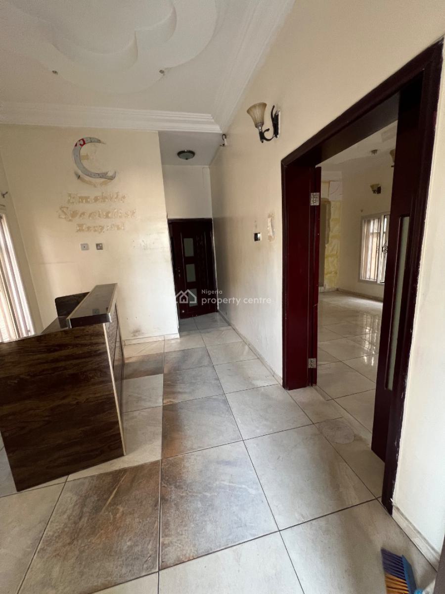 Strategically Located 5-bedroom Fully-detached House with Bq, Lekki Phase 1, Lekki, Lagos, Detached Duplex for Rent