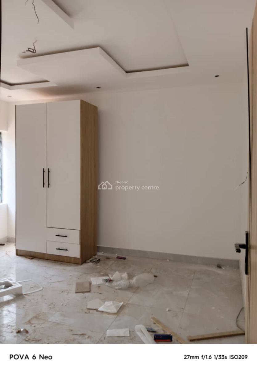 Lovely 3 Bedroom Flat, Maryland, Lagos, Flat / Apartment for Rent