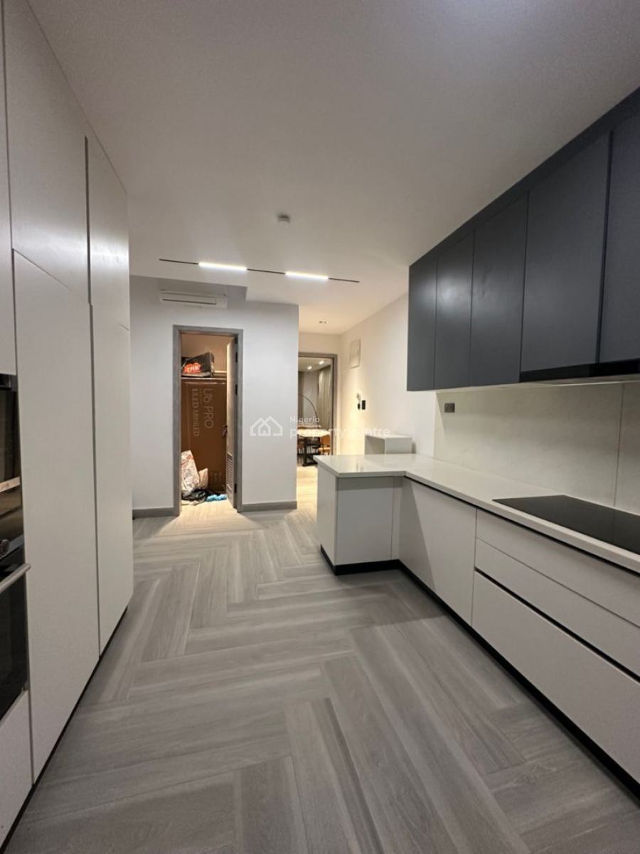 Luxury 3 Bedroom Flat with Excellent Features, Off Bourdillon, Ikoyi, Lagos, Flat / Apartment for Sale