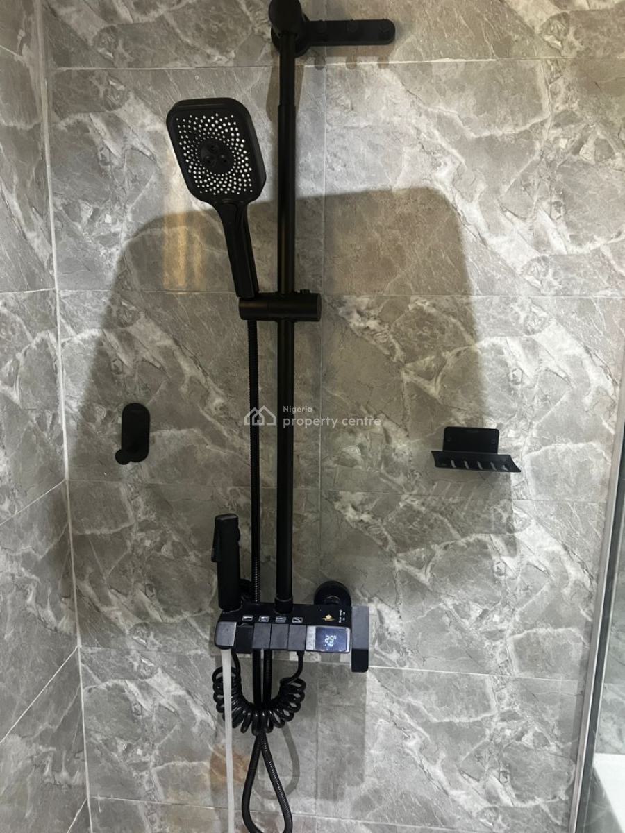 a Luxury 3 Bedrooms Flat Bungalow with Excel, Thomas Estate, Sangotedo, Ajah, Lagos, Flat / Apartment for Rent