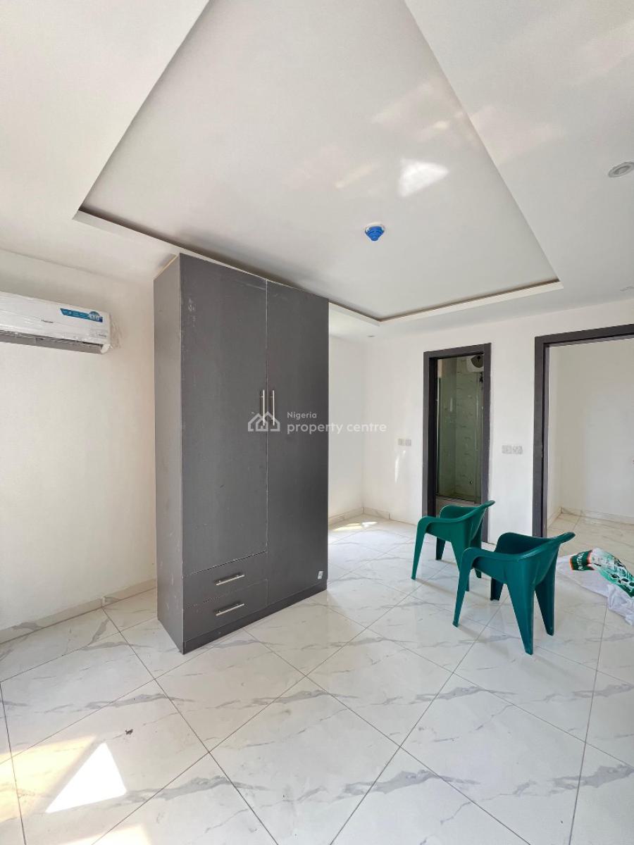 Standard 2 Bedroom Apartment with an Elevator in a Mini Estate, Lekki Phase 1, Lekki, Lagos, Flat / Apartment for Sale