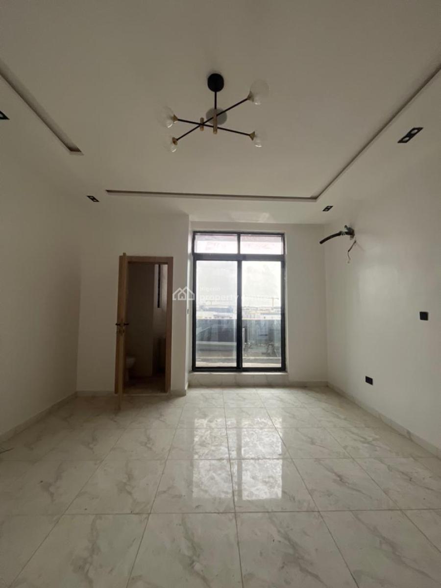 Newly Built  2 Bedroom Serviced Apartment with Pool, Centralgas & Gym, Ologolo, Lekki, Lagos, Flat / Apartment for Sale