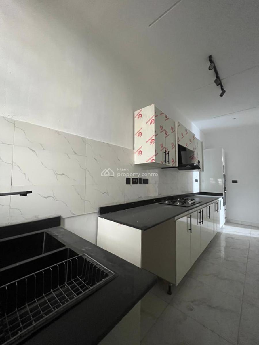 Newly Built  2 Bedroom Serviced Apartment with Pool, Centralgas & Gym, Ologolo, Lekki, Lagos, Flat / Apartment for Sale