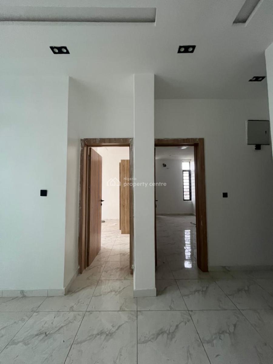 Newly Built  2 Bedroom Serviced Apartment with Pool, Centralgas & Gym, Ologolo, Lekki, Lagos, Flat / Apartment for Sale