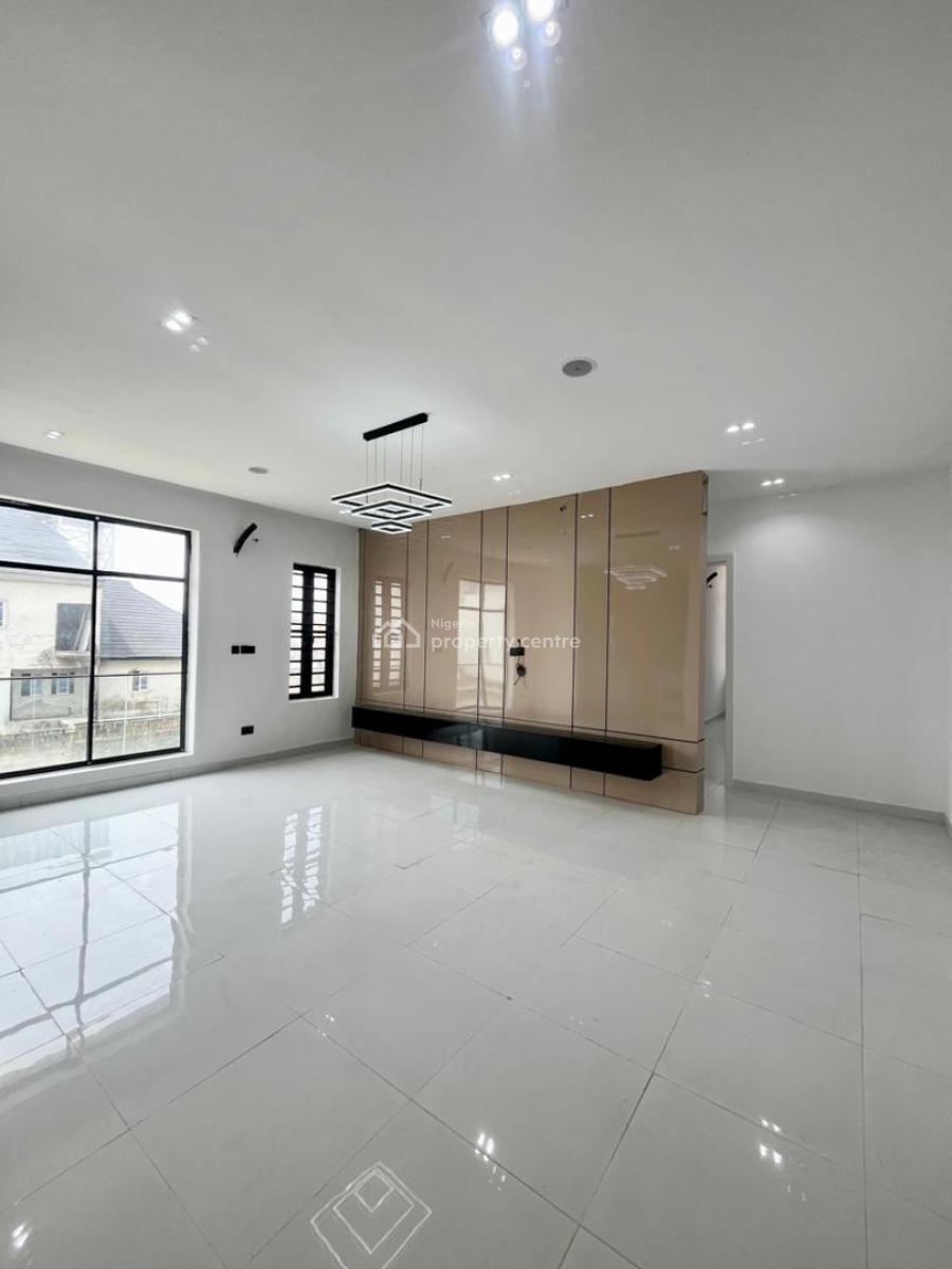 Luxury 2 Bedroom Brand New Service Apartment with 24/7 Power Supply, Ologolo, Lekki, Lagos, Flat / Apartment for Sale