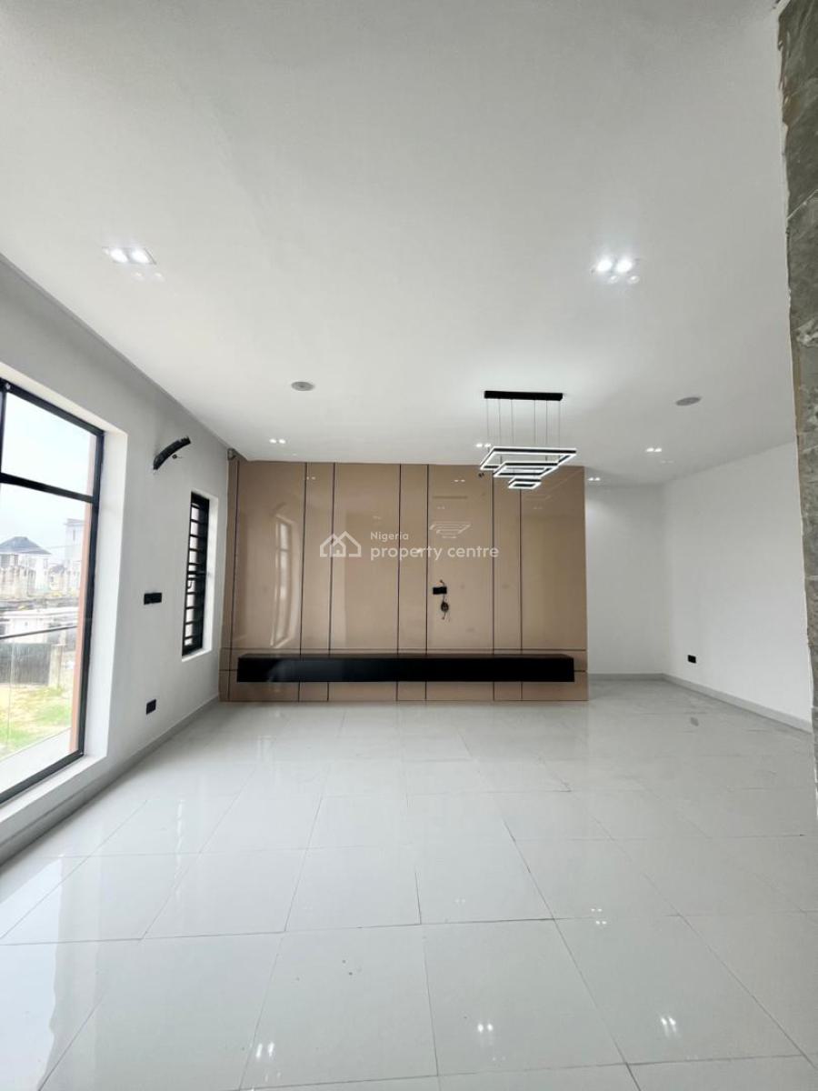 Luxury 2 Bedroom Brand New Service Apartment with 24/7 Power Supply, Ologolo, Lekki, Lagos, Flat / Apartment for Sale