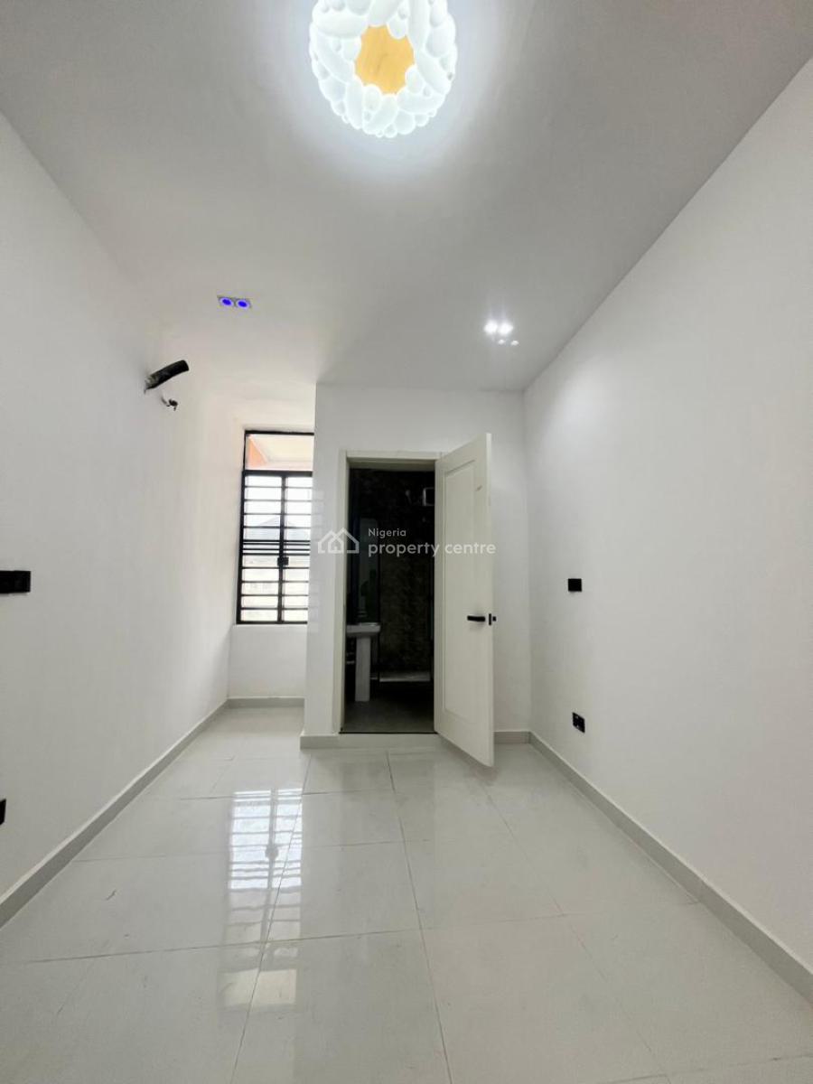 Luxury 2 Bedroom Brand New Service Apartment with 24/7 Power Supply, Ologolo, Lekki, Lagos, Flat / Apartment for Sale