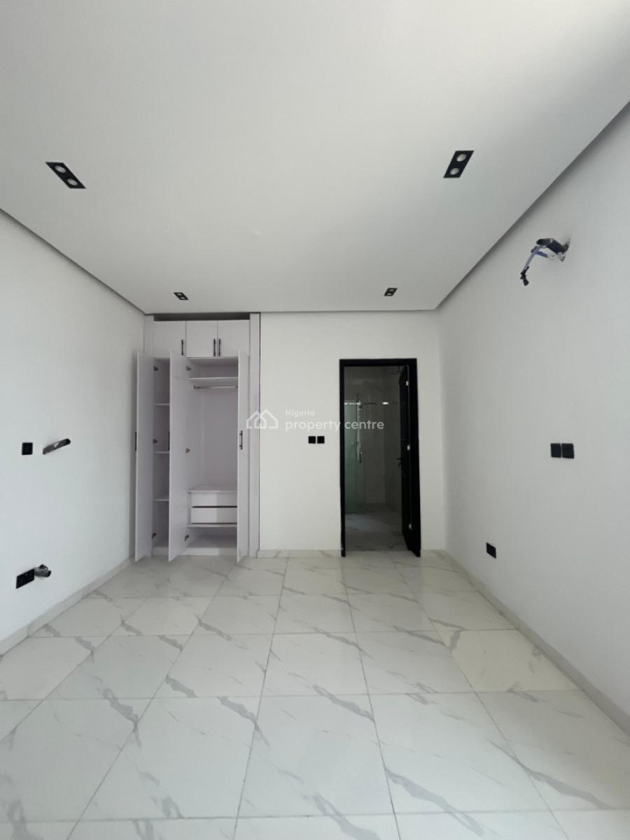 Exclusive Brand New 2 Bedroom Fully Serviced Apartment Available, Ologolo, Lekki, Lagos, Flat / Apartment for Sale