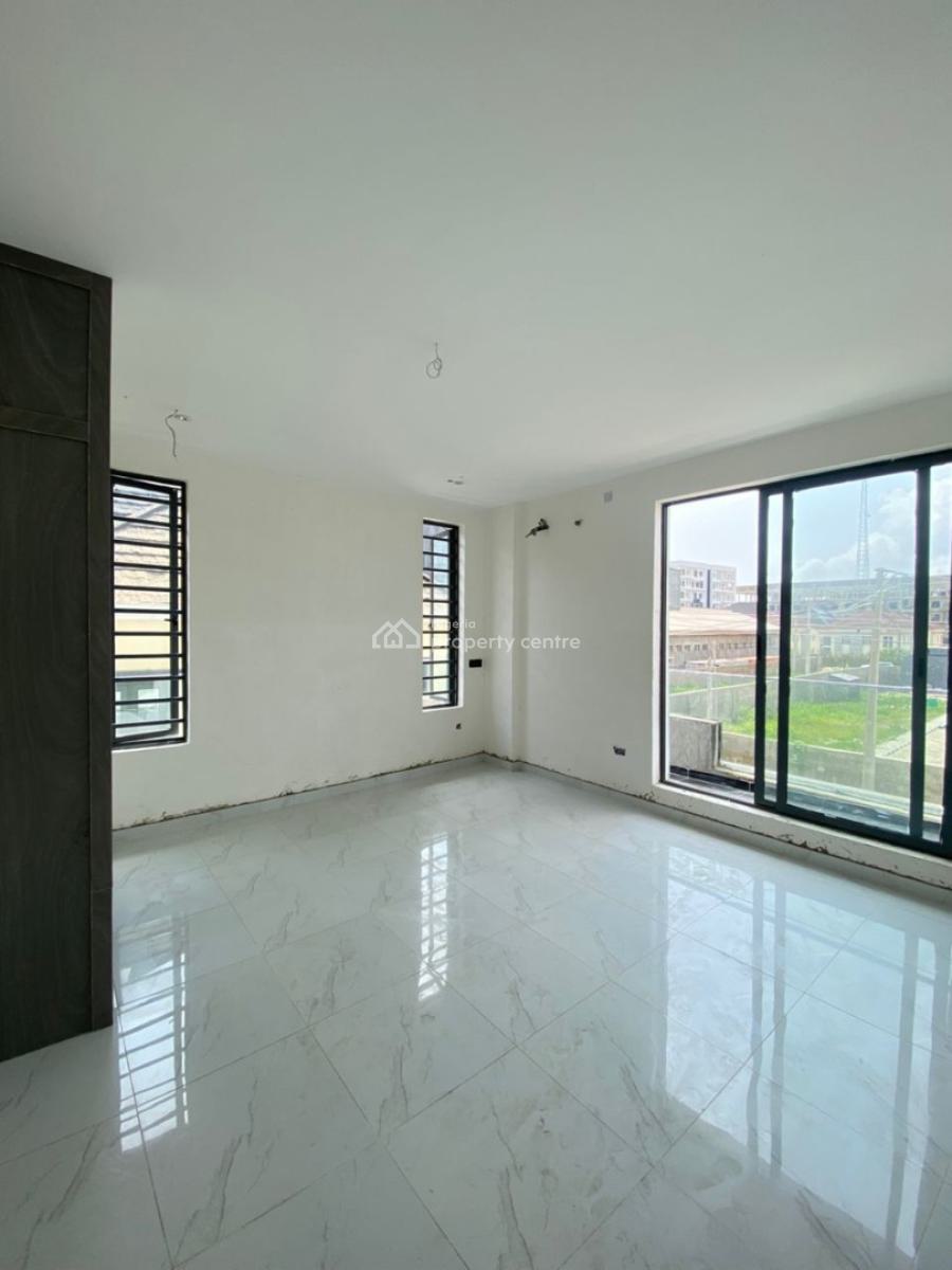 Charming 3 Bedroom Apartment with Bq, Freedom Way, Lekki Phase 1, Lekki, Lagos, Flat / Apartment for Sale