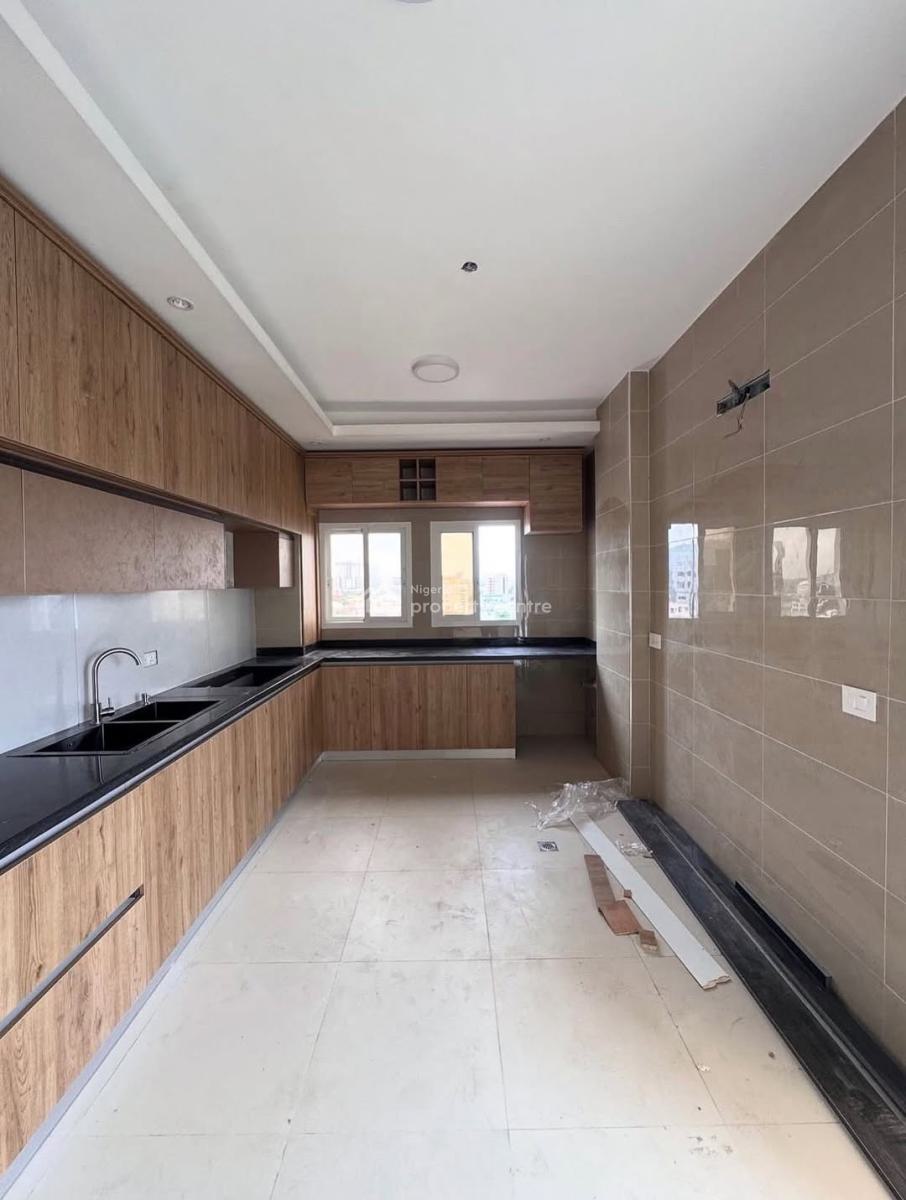 Four Bedroom Maisonette, Victoria Island (vi), Lagos, House for Sale