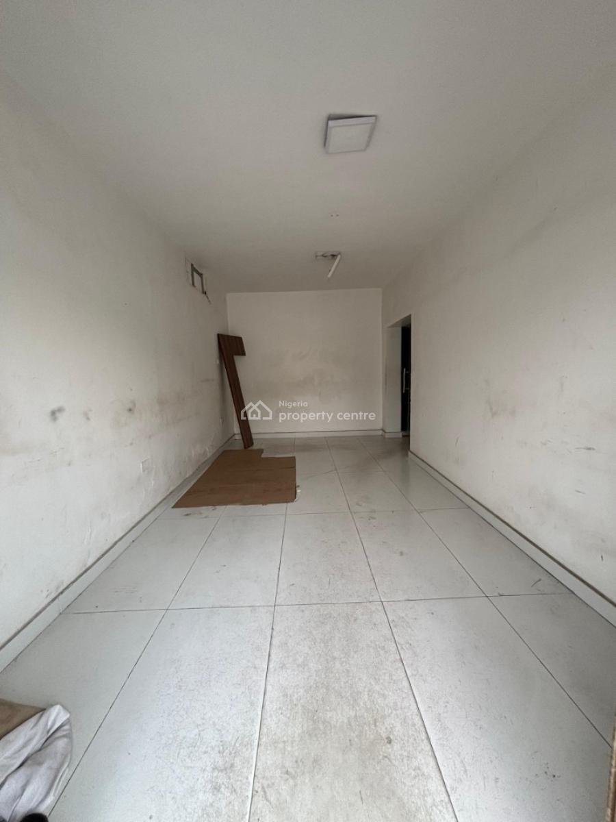 Standard 5 Bedroom Semi Detached Commercial Building with 2 Room Bq, Lekki Phase 1, Lekki, Lagos, Semi-detached Duplex for Rent