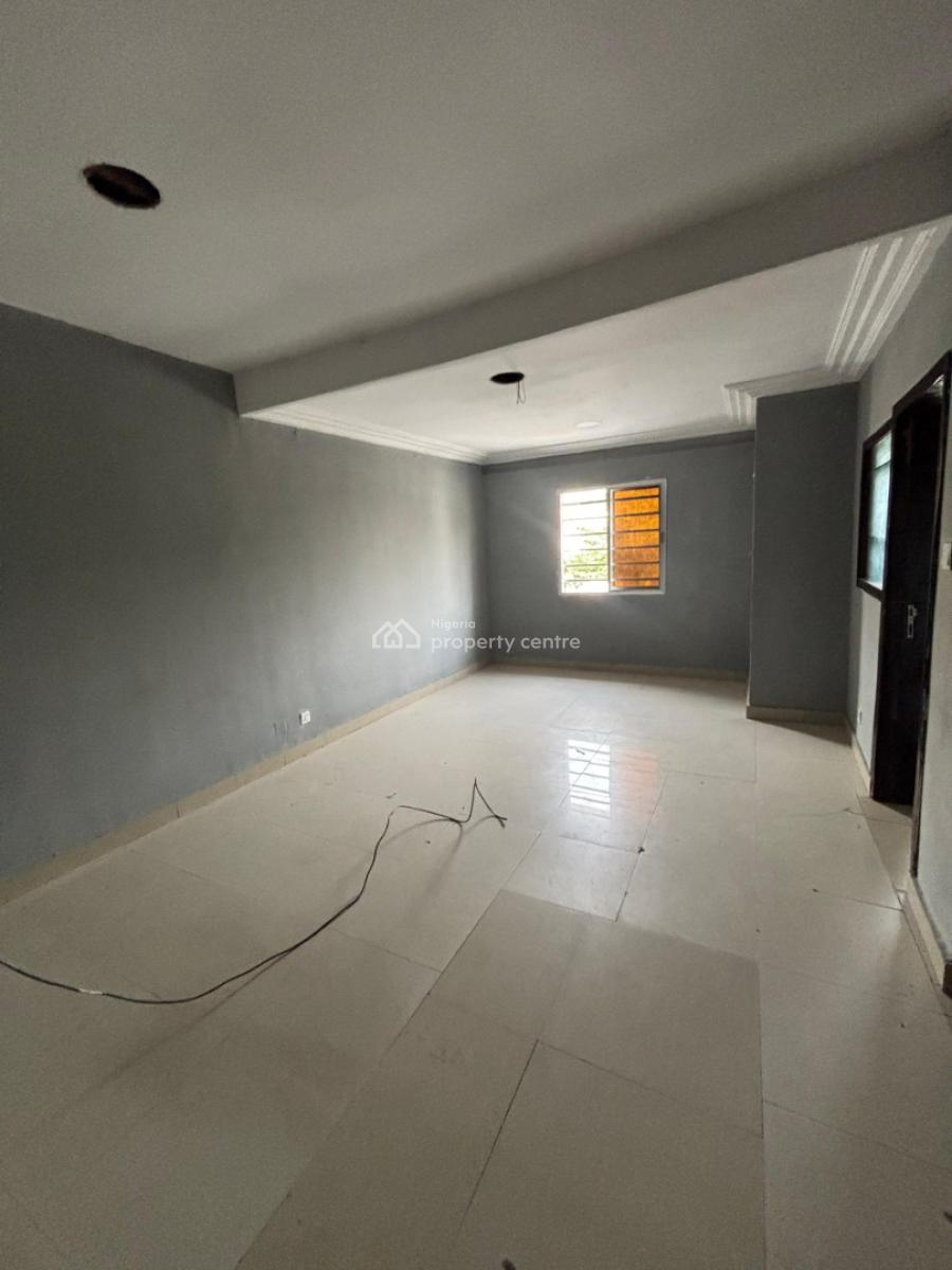Standard 5 Bedroom Semi Detached Commercial Building with 2 Room Bq, Lekki Phase 1, Lekki, Lagos, Semi-detached Duplex for Rent