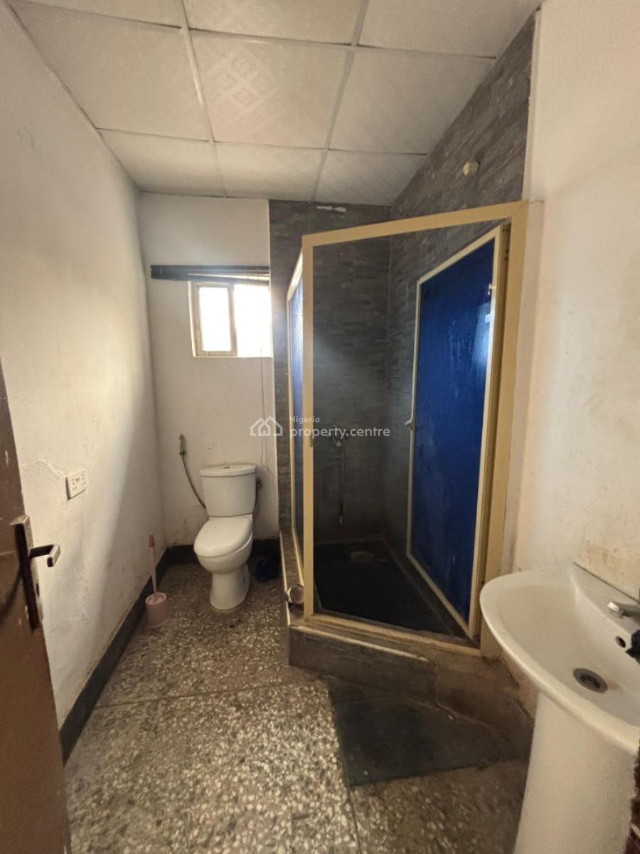 Standard 5 Bedroom Semi Detached Commercial Building with 2 Room Bq, Lekki Phase 1, Lekki, Lagos, Semi-detached Duplex for Rent