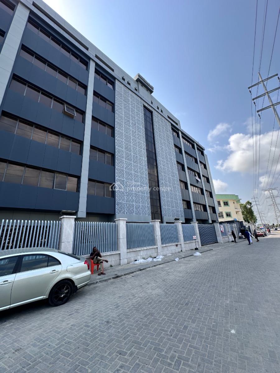 Newly Built Luxury Commercial Building, Lekki Right Side, Lekki Phase 1, Lekki, Lagos, Office Space for Rent