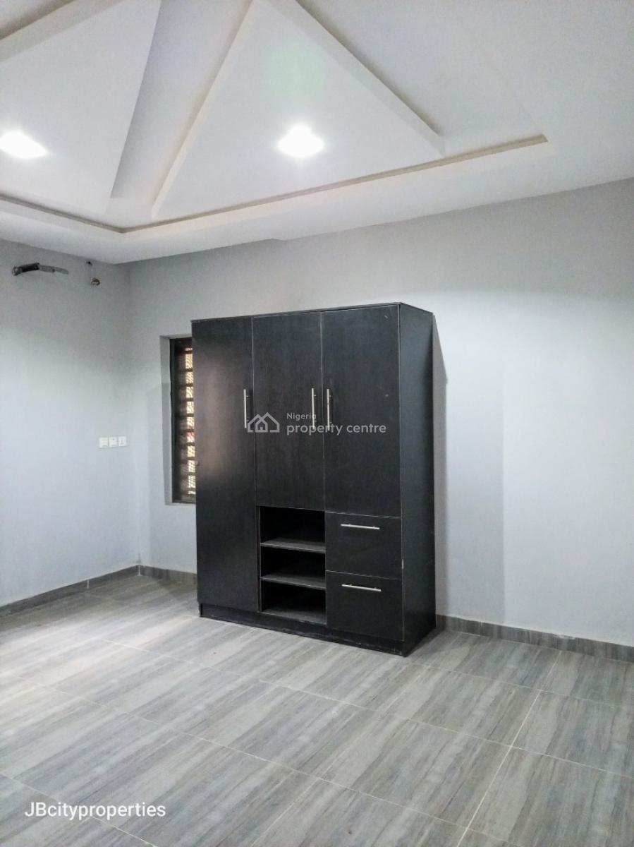 Luxury 2 Bedrooms Apartment, Ogombo, Ajah, Lagos, Flat / Apartment for Rent