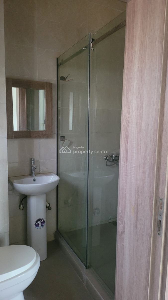 Luxurious 2 Bedroom with Bq, By Tipper Garage, Jahi, Abuja, Flat / Apartment for Rent