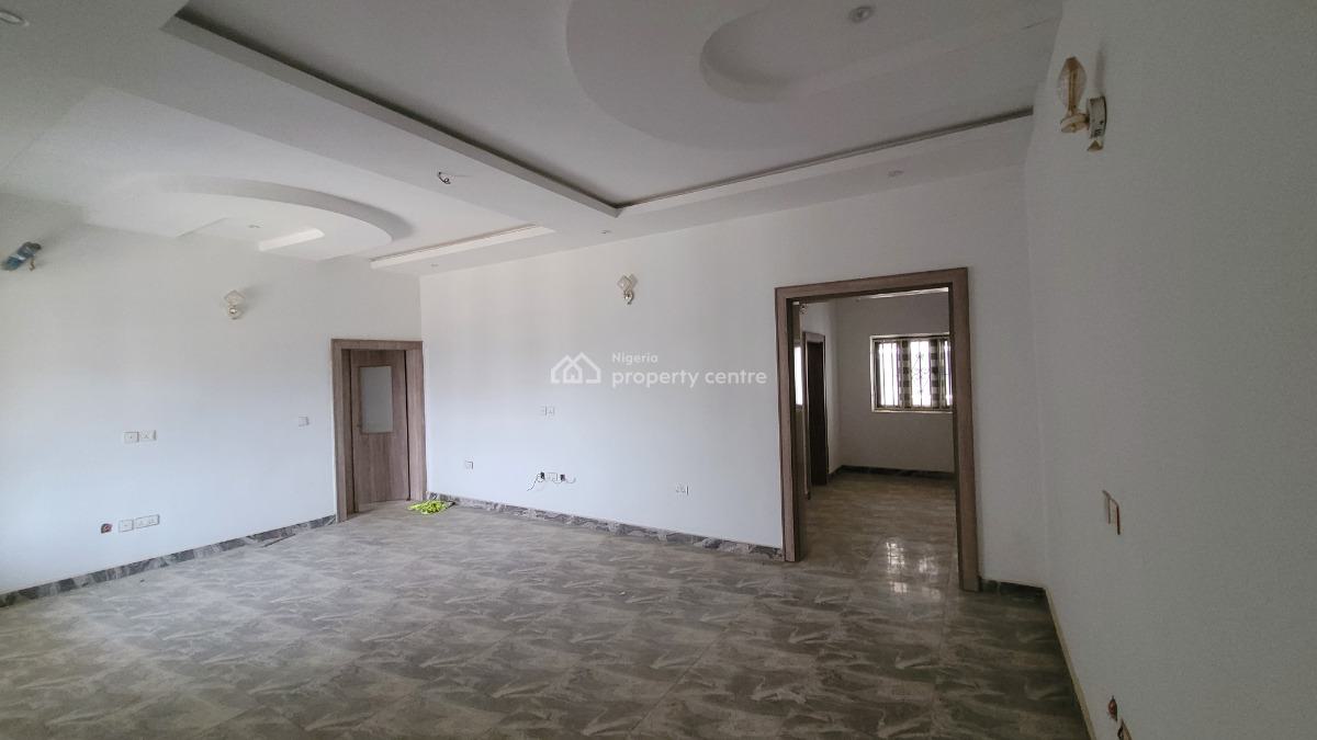 Luxurious 2 Bedroom with Bq, By Tipper Garage, Jahi, Abuja, Flat / Apartment for Rent