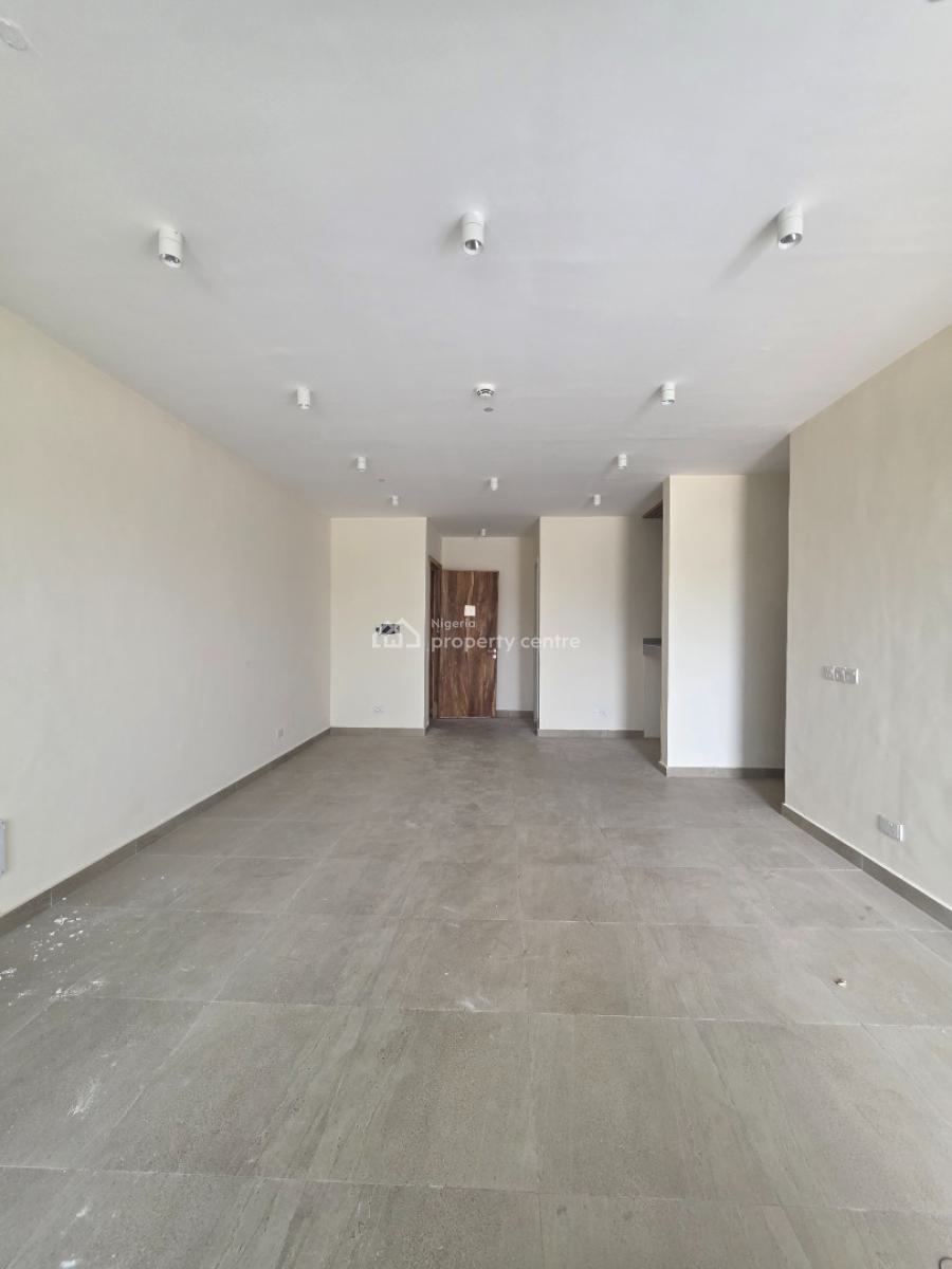 Luxury 3 Bedroom Apartment with Swimming Pool + Elevator, Lekki Phase 1, Lekki, Lagos, Flat / Apartment for Sale