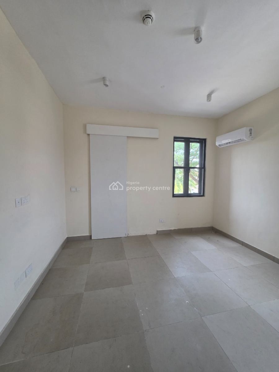 Luxury 2 Bedroom Apartment with Elevator, Lekki Phase 1, Lekki, Lagos, Flat / Apartment for Sale