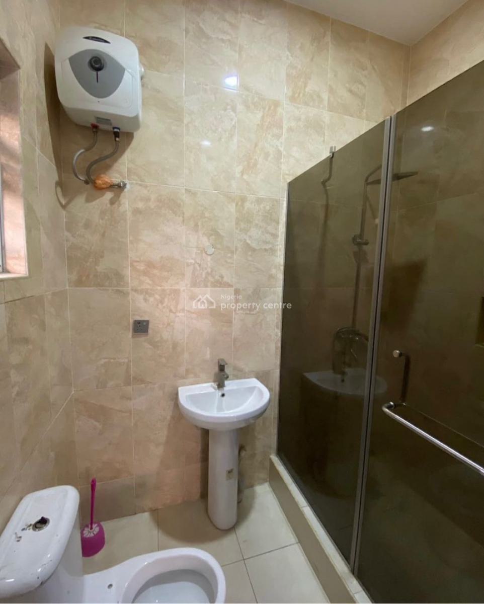 Self Contain, Chevy View Estate, Lekki Expressway, Lekki, Lagos, Self Contain (single Rooms) for Rent