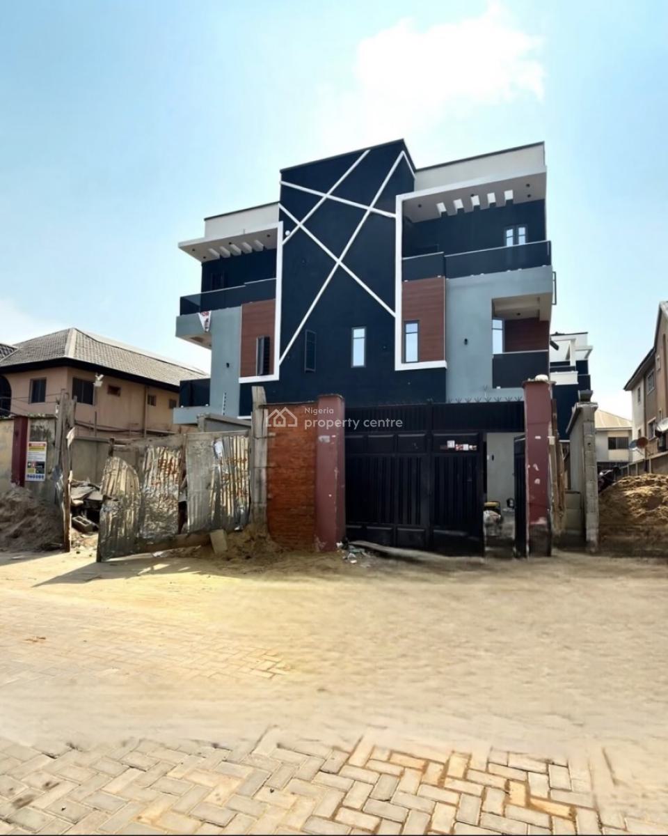 4 Bedroom House with a Bq, Gbagada, Lagos, Detached Duplex for Sale