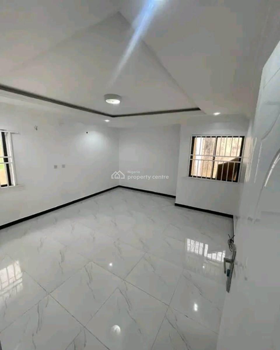 2 Bedrooms, Upstairs, Royal Garden Estate, Ajiwe, Ajah, Lagos, Flat / Apartment for Rent