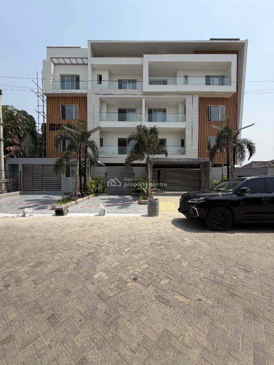 Spacious 2 Bedroom Flat with Pool and Gym, Lekki Phase 1, Lekki, Lagos, Block of Flats for Sale