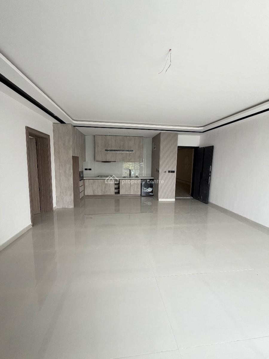 Spacious 2 Bedroom Flat with Pool and Gym, Lekki Phase 1, Lekki, Lagos, Block of Flats for Sale