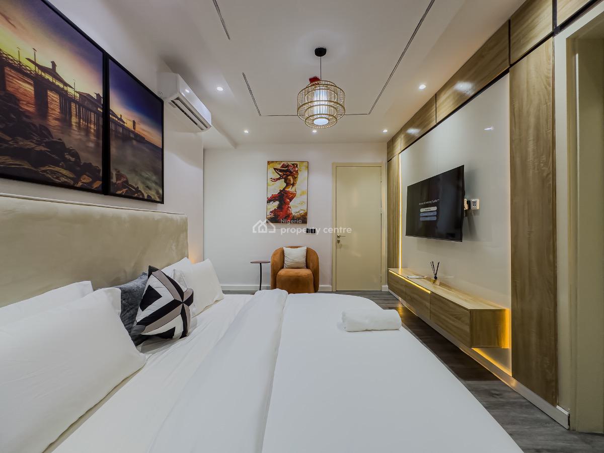 Luxury 2 Bedroom Smarthome, Admiralty Road, Lekki Phase 1, Lekki, Lagos, Flat / Apartment Short Let