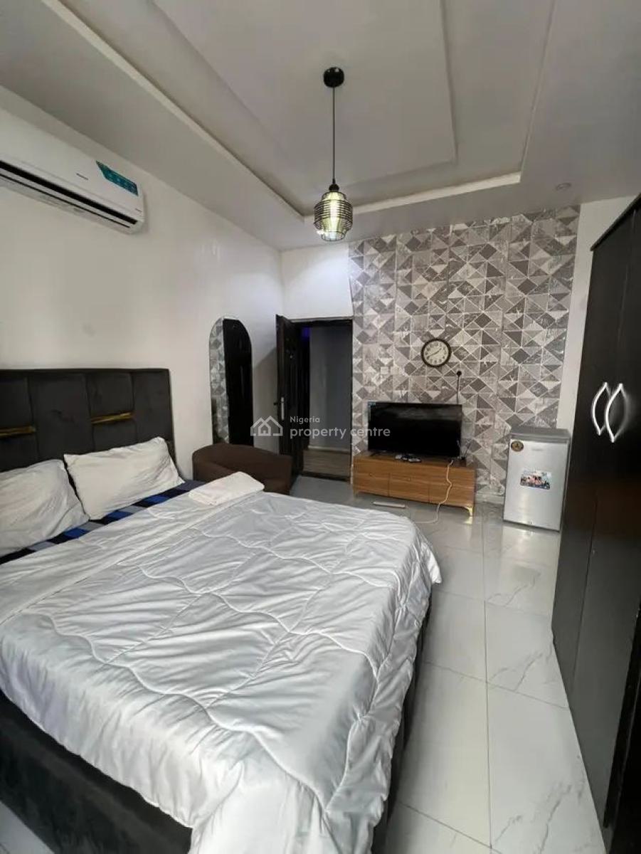 Fully Furnished Studio Apartment, Surulere, Lagos, Self Contain (single Rooms) for Rent