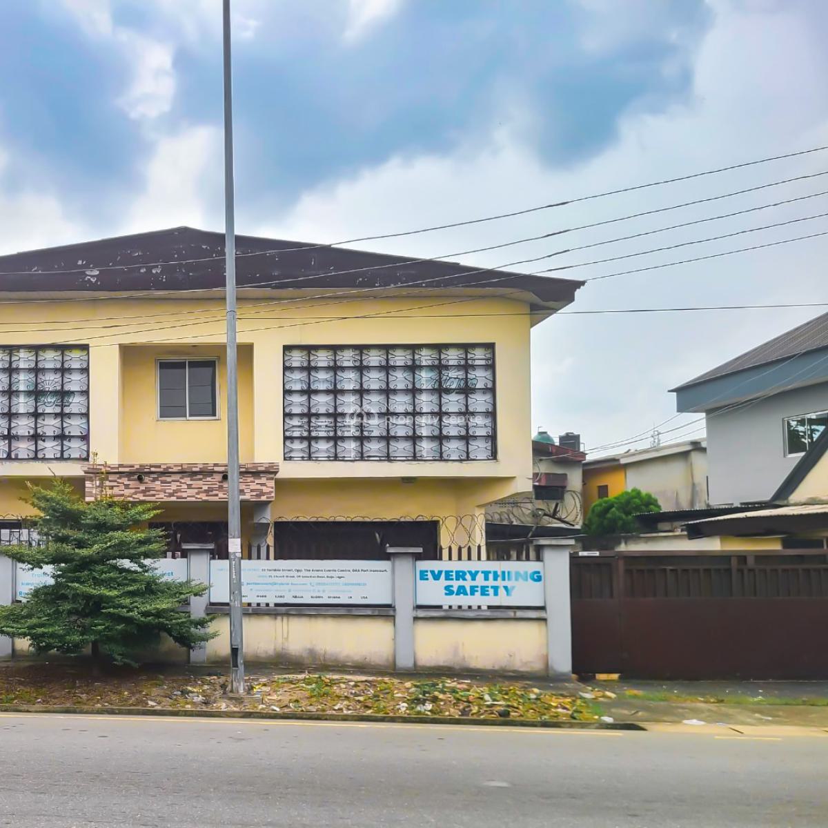 5 Bedroom Duplex Office Space with 3 Bqs in a Private Compound, Gra Phase 2, Port Harcourt, Rivers, Office Space for Rent