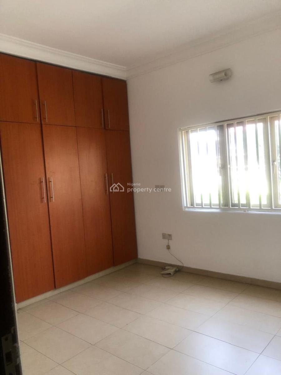 3 Bedrooms Flat / Apartment with Bq, Lekki Phase 1, Lekki, Lagos, Flat / Apartment for Rent