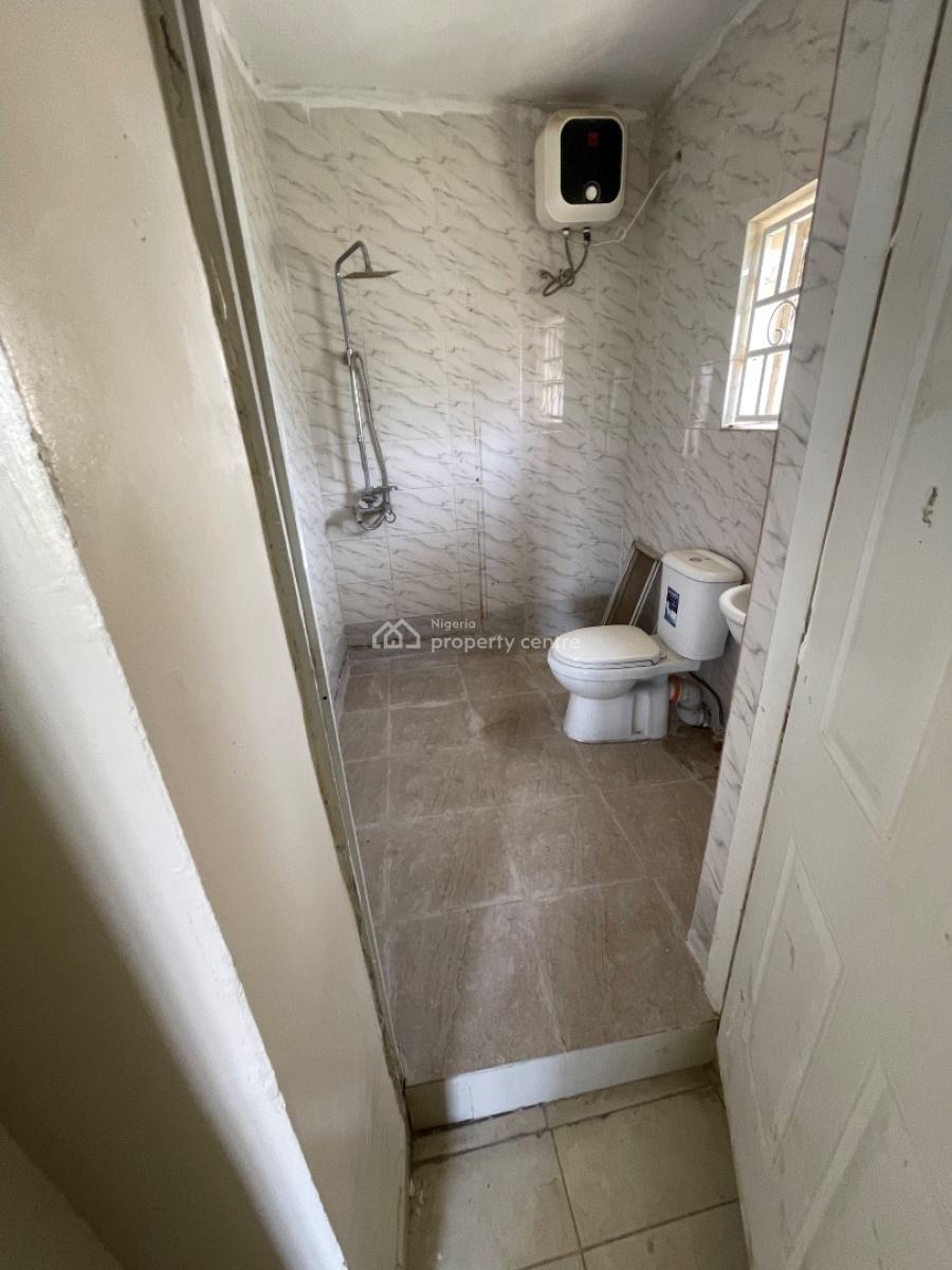 2 Bedroom, By Family Worship Center, Wuye, Abuja, House for Rent