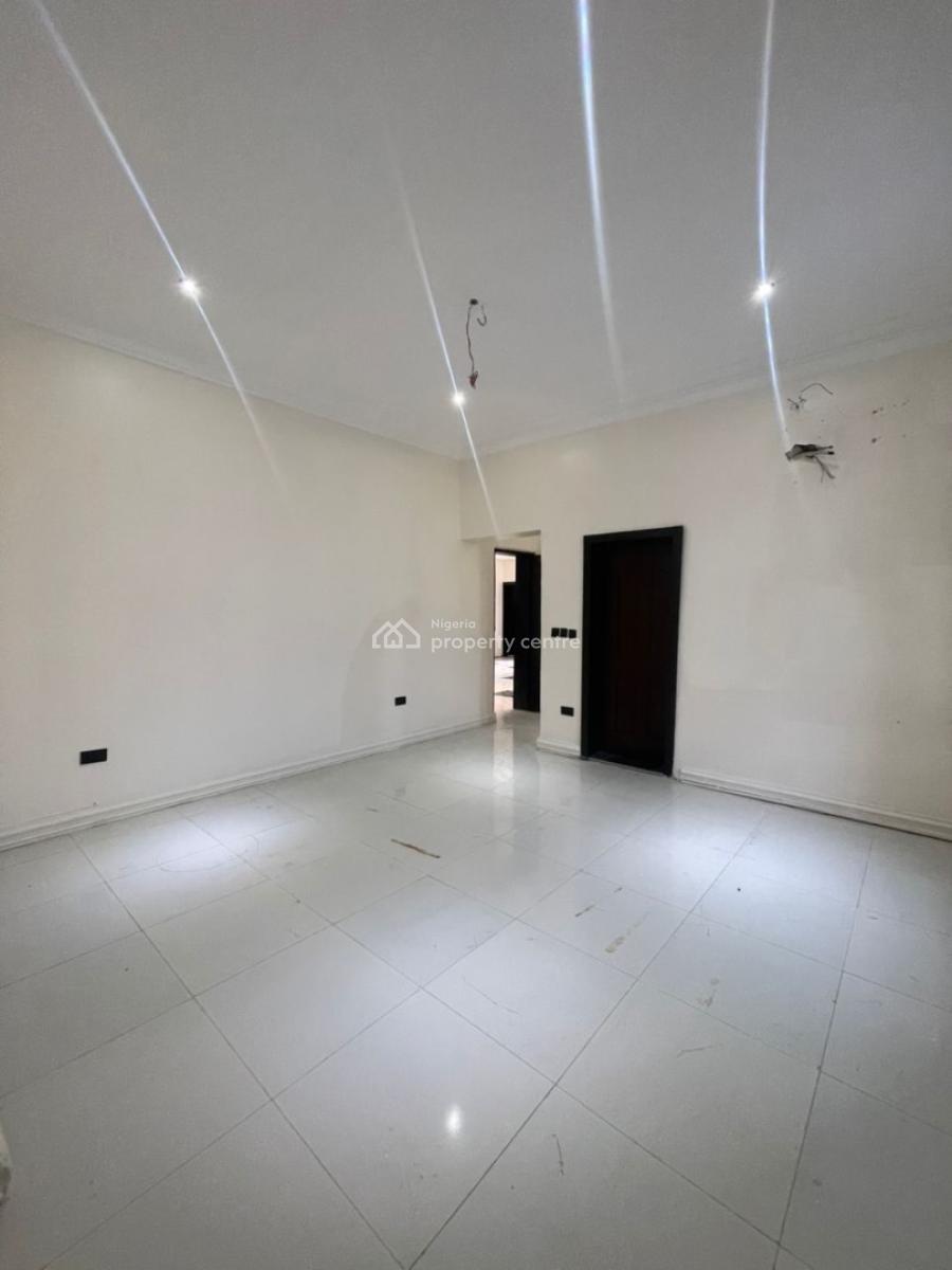 3 Bedroom Flat with Fitted Kitchen, Palace Road, Oniru, Victoria Island (vi), Lagos, Flat / Apartment for Rent