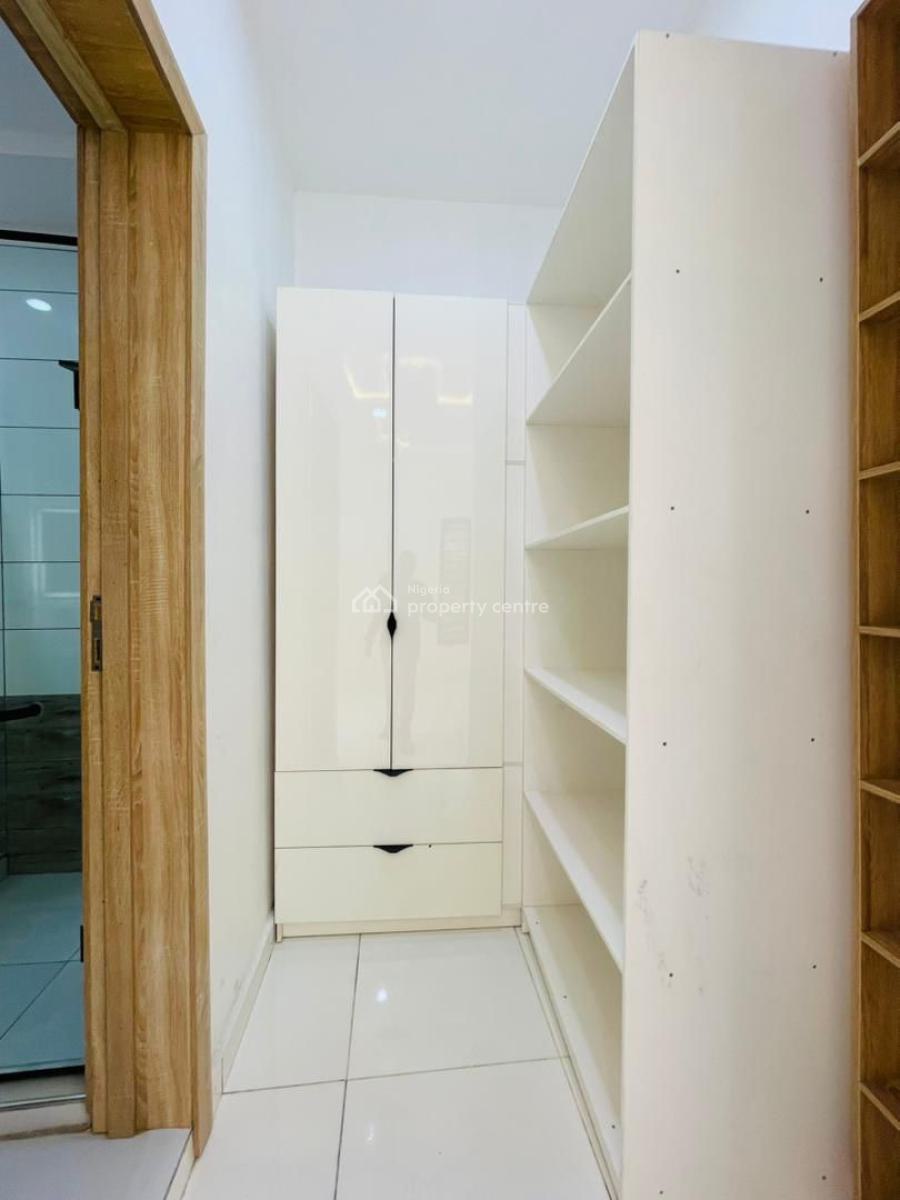 Well-finished 4-bedroom Semi-detached Duplex + Bq in a Secure Area, Gbagada, Lagos, Semi-detached Duplex for Sale