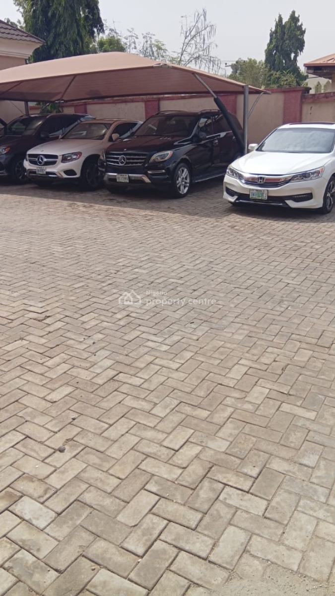 3 Bedrooms Flat, Area 11, By Gimbiya Street, Garki, Abuja, Flat / Apartment for Rent