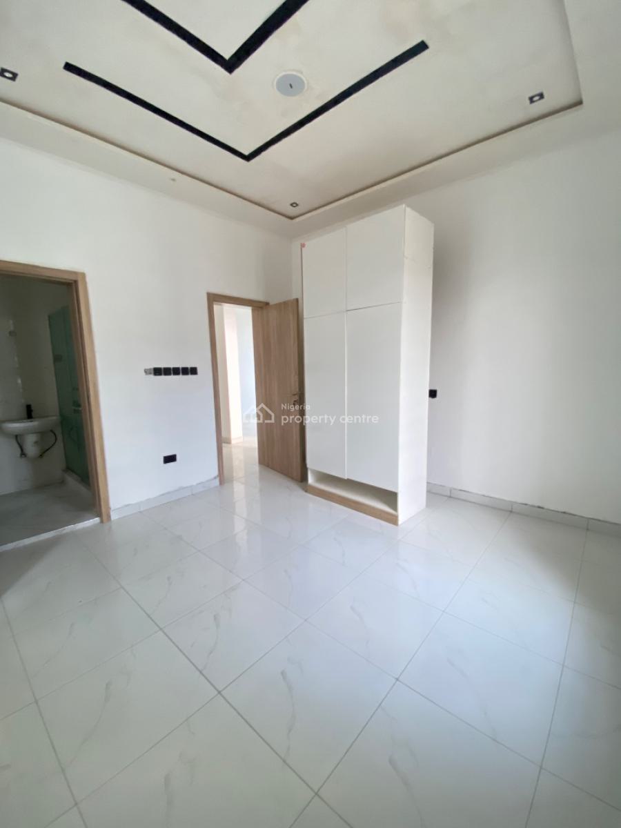 Nice 2 Bedroom Apartment with Gym and Pool, Ikate Elegushi, Lekki, Lagos, Flat / Apartment for Sale