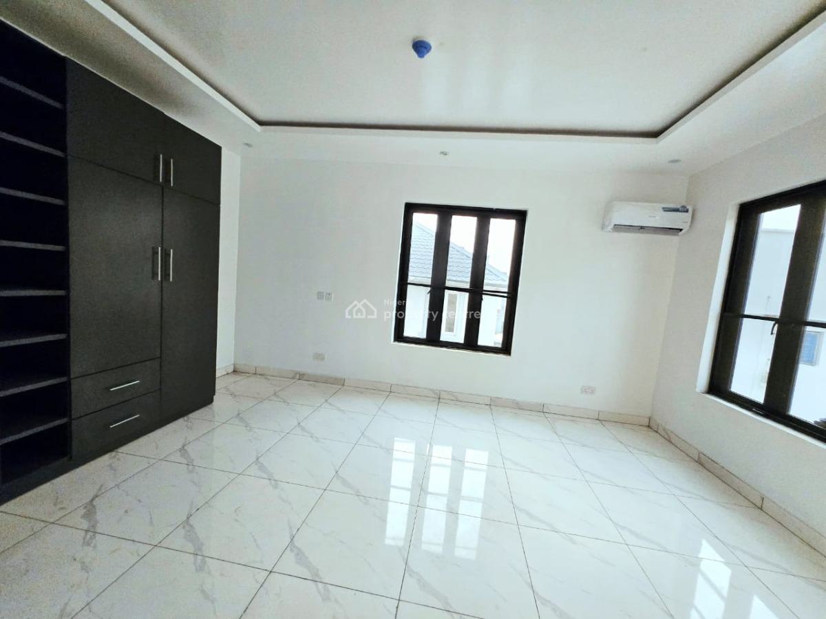 Brand New 2-bedroom Apartment, Lekki Phase 1, Lekki, Lagos, Flat / Apartment for Sale