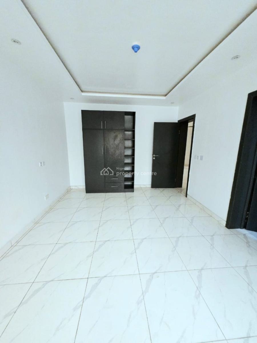 Brand New 2-bedroom Apartment, Lekki Phase 1, Lekki, Lagos, Flat / Apartment for Sale