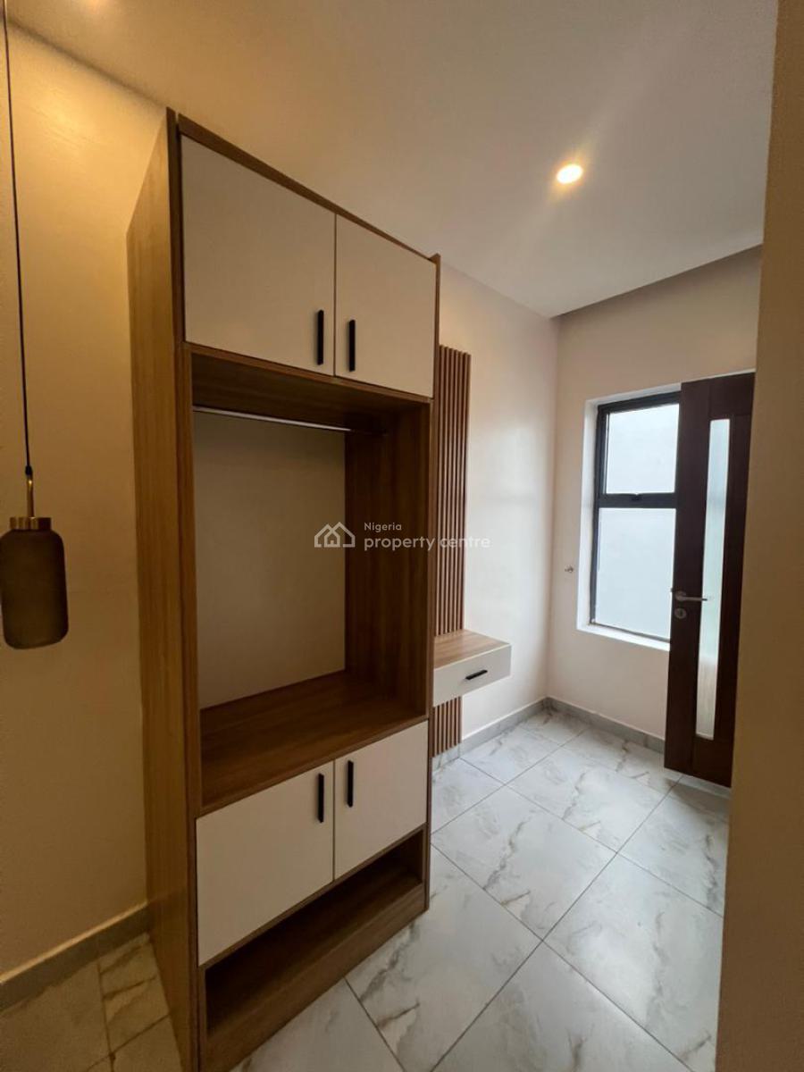 Lovely 2 Bedrooms Maisonette, Freedom Way, Lekki Phase 1, Lekki, Lagos, Terraced Duplex for Rent